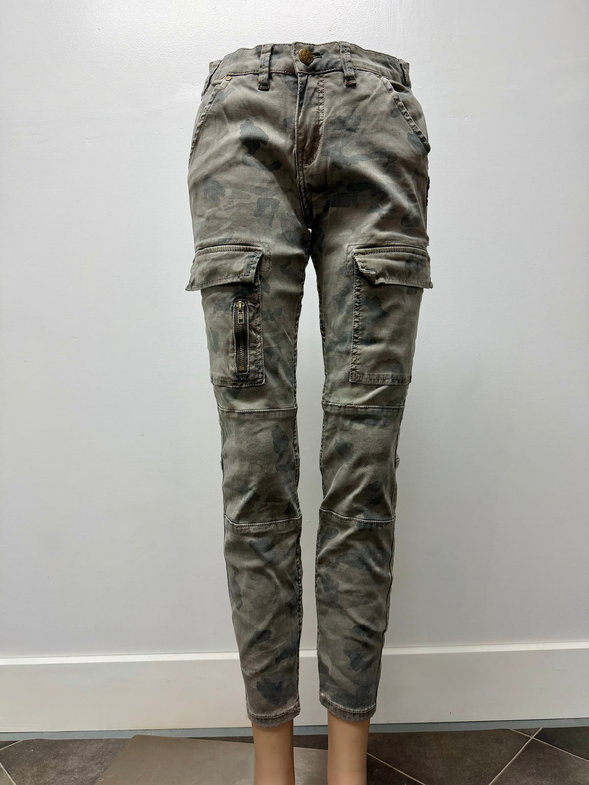 Silver Jeans 'Skinny Cargo' Size 29