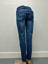 Load image into Gallery viewer, American Eagle Jegging Size 4
