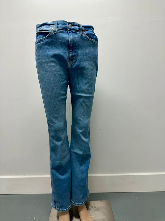 Levi's High Rise Flare Size 30