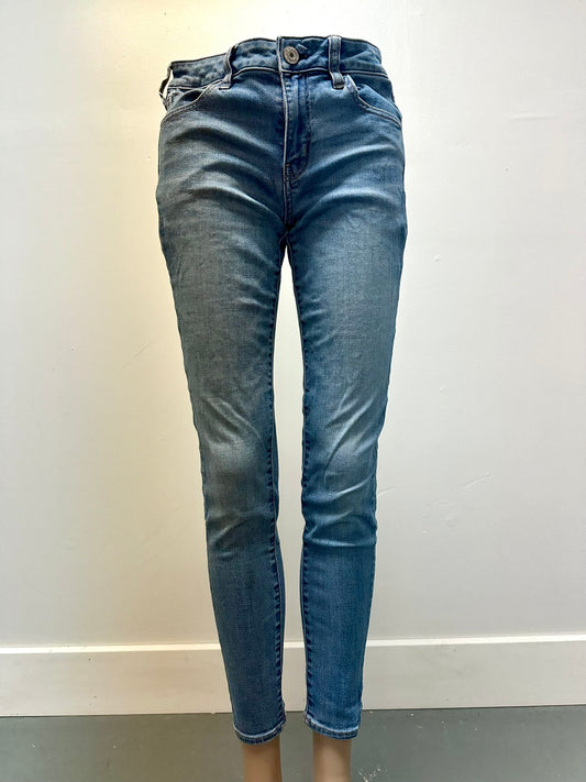 American Eagle Next Level Stretch Size 6