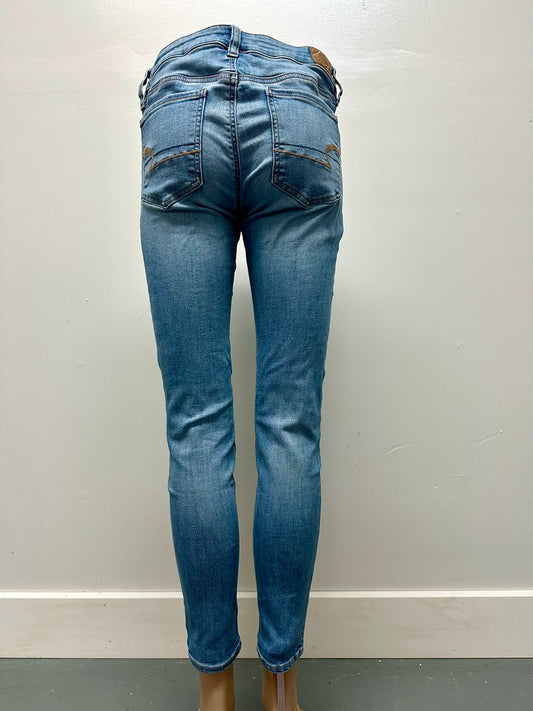 American Eagle Next Level Stretch Size 6