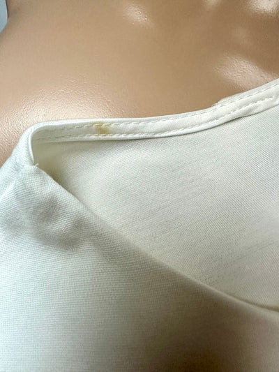 Le Chateau Tee Size LG (NWT)