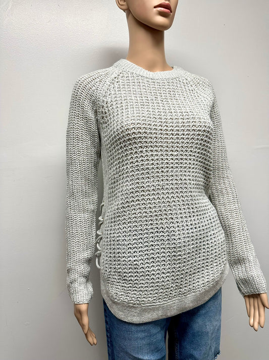 International INC Sweater Size SM