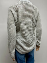 Load image into Gallery viewer, International INC Sweater Size SM
