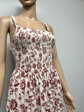 Load image into Gallery viewer, Old Navy Dress Size SM
