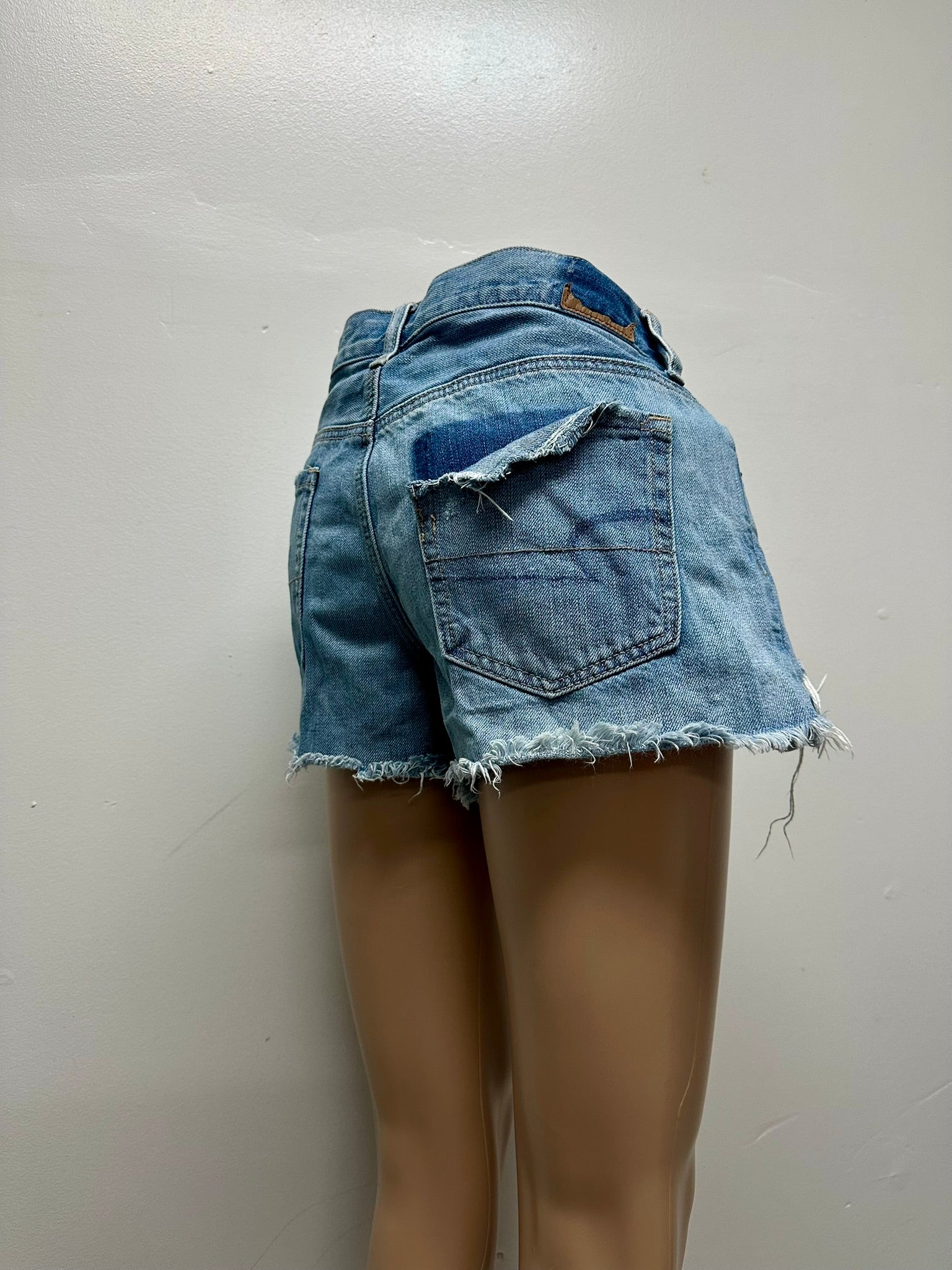 American Eagle Short Size 4