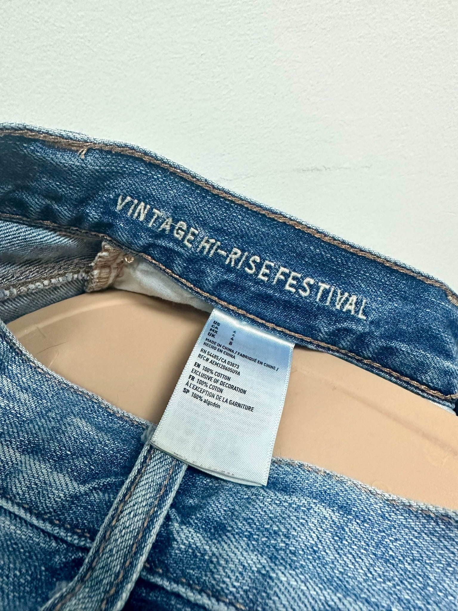 American Eagle Short Size 4