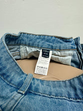 Load image into Gallery viewer, SHEIN Short Size 30
