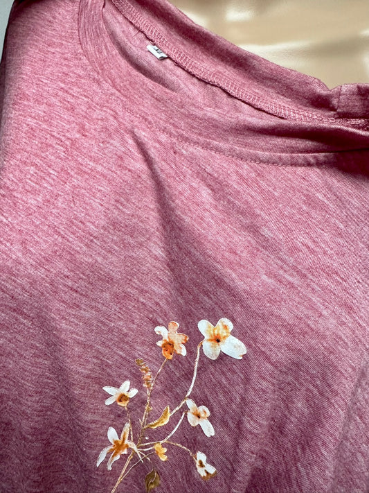 Floral Tee Size XL