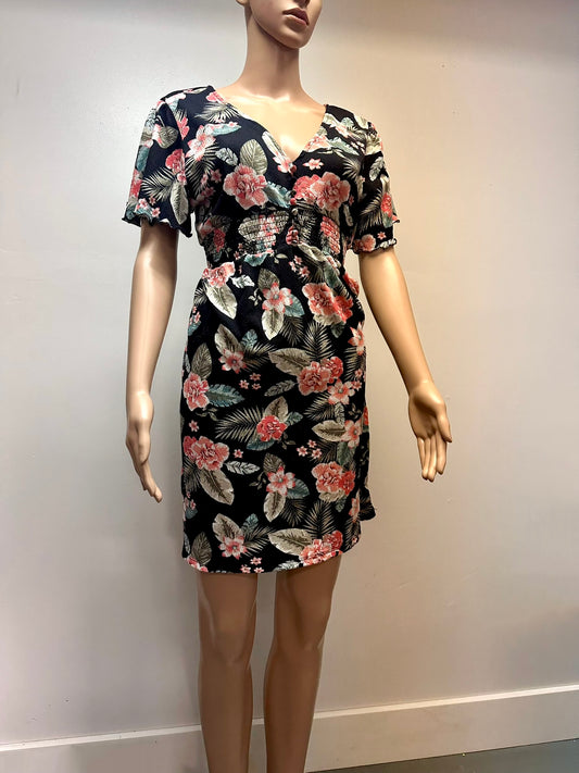 Ardene's Dress Size LG