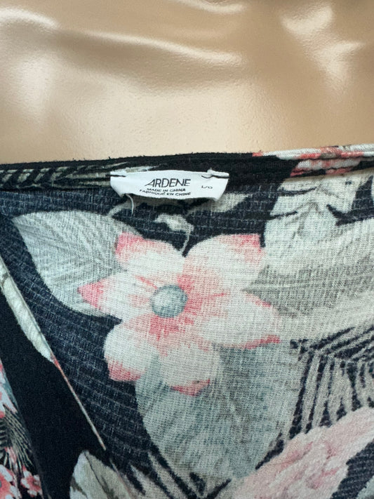 Ardene's Dress Size LG